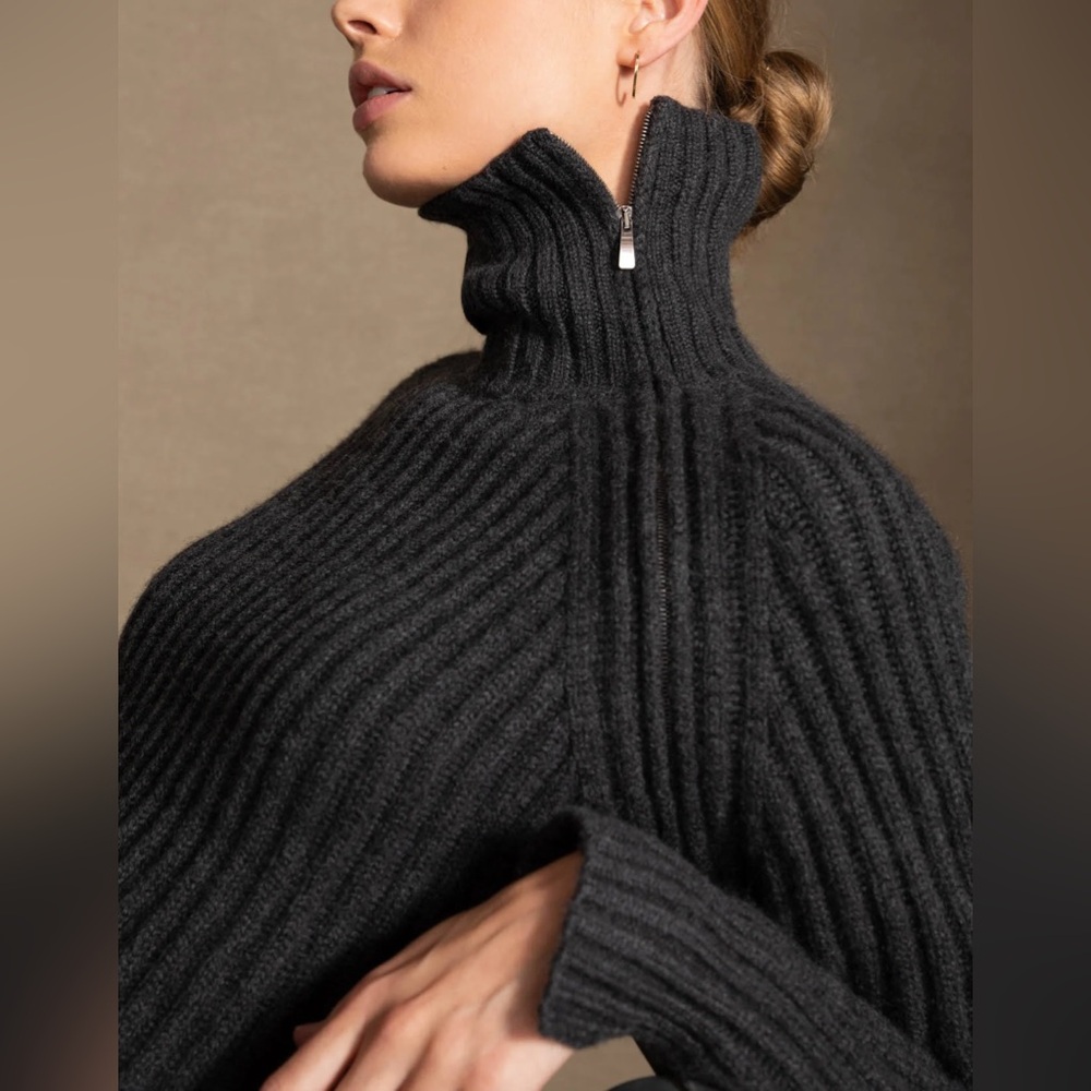 NAKED CASHMERE Made in Italy ARIANA TURTLENECK CASHMERE SWEATER S